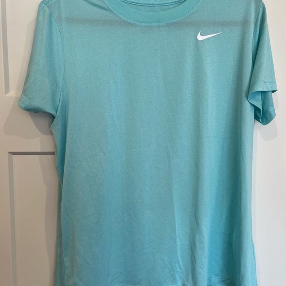Nike dri-fit short sleeve shirt - Picture 1 of 2